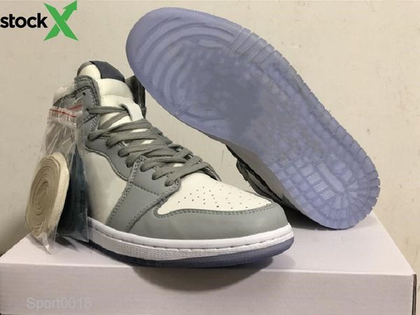 1 high collaboration basketball designer shoes grey white black i fashion sport chaussures sneakers good quality ship with box
1 high collaboration basketball designer shoes grey white black i fashion sport chaussures sneakers good quality ship with box