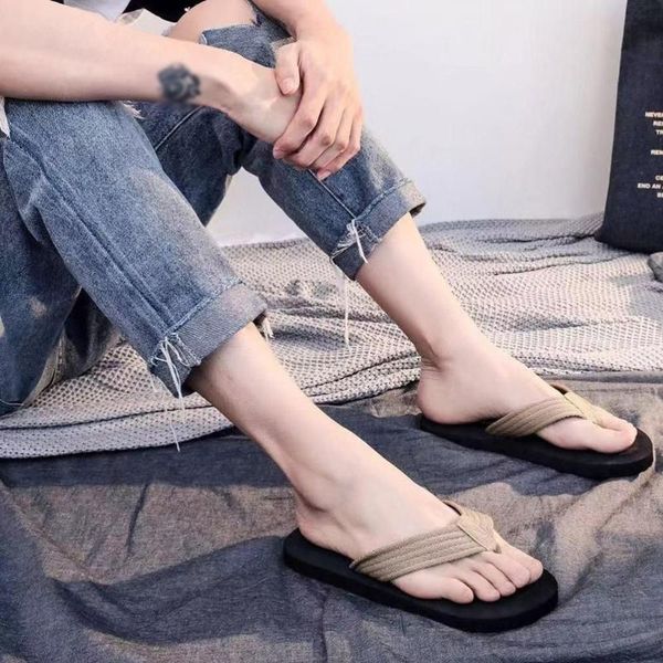 men's summer beach breathable shoes flat simple style shoes casual soft beach slippers male slipper flip-flops plus size 40-44, Black
men's summer beach breathable shoes flat simple style shoes casual soft beach slippers male slipper flip-flops plus size 40-44, Black