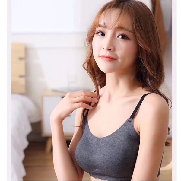 women's open back cropped deep v-neck women underwear, solid color lining sport underwear, no trace sleep bra, Red;black
women's open back cropped deep v-neck women underwear, solid color lining sport underwear, no trace sleep bra, Red;black