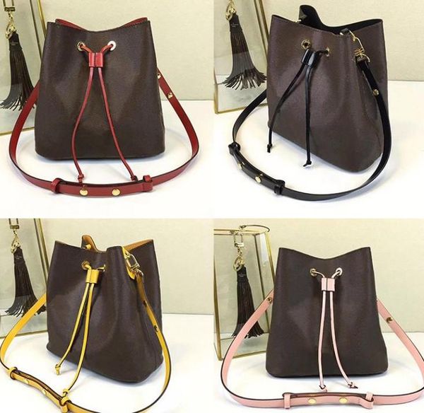 отличное качество оригинальная натуральная кожа мода женщины сумка тотализатор дизайнерские сумки пресбиопическая хозяйственная сумка кошеле
отличное качество оригинальная натуральная кожа мода женщины сумка тотализатор дизайнерские сумки пресбиопическая хозяйственная сумка кошеле