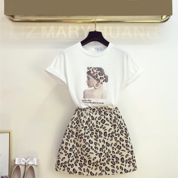 in stock summer fashion sets women's o neck short sleeves print t-shirt + leopard mini skirt two-piece sets lady suits a1198, White
in stock summer fashion sets women's o neck short sleeves print t-shirt + leopard mini skirt two-piece sets lady suits a1198, White