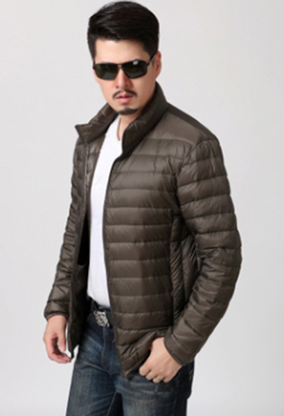 2020 new men down jacket light and thin cotton coat for men short thickened down cotton for middle-aged and young people, Black
2020 new men down jacket light and thin cotton coat for men short thickened down cotton for middle-aged and young people, Black