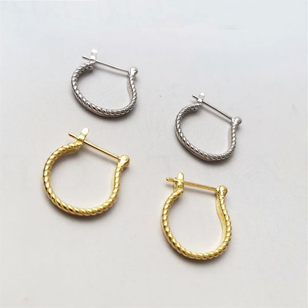 wtltc shiny 925 sterling sliver twisted hoop earrings women's minimal initial earrings with charms simple thin hoops, Golden;silver
wtltc shiny 925 sterling sliver twisted hoop earrings women's minimal initial earrings with charms simple thin hoops, Golden;silver