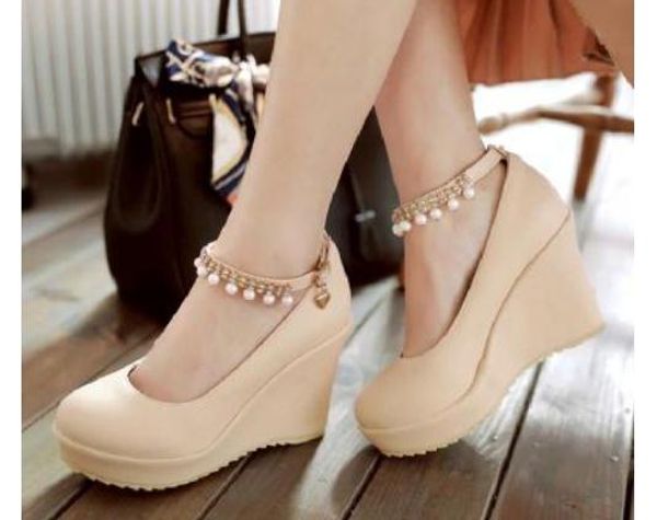 2019 women's shoes in spring and autumn with new style slope heel thick bottom round head waterproof table@08, Black
2019 women's shoes in spring and autumn with new style slope heel thick bottom round head waterproof table@08, Black
