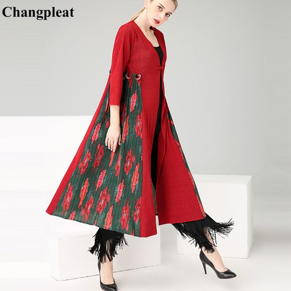 changpleat 2019 new spring women printed trench miyak pleated fashion design large size big elastic female long coats tide t9797, Tan;black
changpleat 2019 new spring women printed trench miyak pleated fashion design large size big elastic female long coats tide t9797, Tan;black