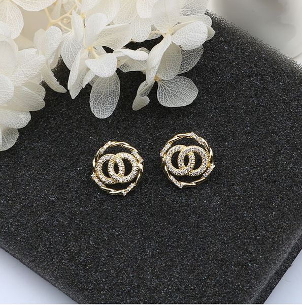 2020 ales rhinestone alloy earrings design jewelry earrings fashion stud earring jewelry earrings fashion brand earring, Golden
2020 ales rhinestone alloy earrings design jewelry earrings fashion stud earring jewelry earrings fashion brand earring, Golden
