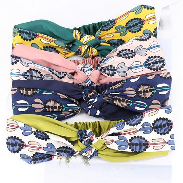 selling girls head hair bands 2020 new fashion contrast hair band children weave twist headband baby accessories, Slivery;white
selling girls head hair bands 2020 new fashion contrast hair band children weave twist headband baby accessories, Slivery;white