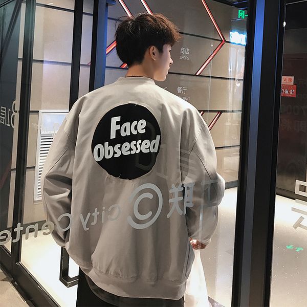 2019 autumn and winter men's new casual solid color letter printing zipper stand collar jacket loose temperament trend cotton, Black;brown
2019 autumn and winter men's new casual solid color letter printing zipper stand collar jacket loose temperament trend cotton, Black;brown