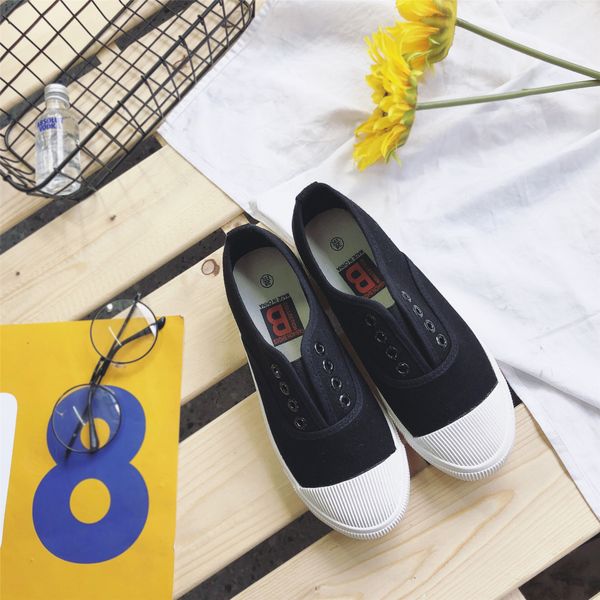 0808 cqc100 popular womens fashion comfortable shoes style ladies flat shoes soft soles shoes with box, Red;white
0808 cqc100 popular womens fashion comfortable shoes style ladies flat shoes soft soles shoes with box, Red;white