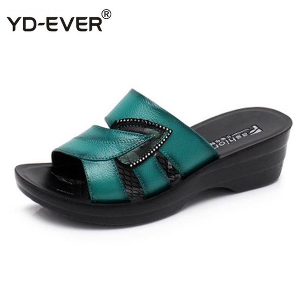 women slippers shoes genuine leather casual slides women summer shoes retro solid mother wedges flip flops, Black
women slippers shoes genuine leather casual slides women summer shoes retro solid mother wedges flip flops, Black