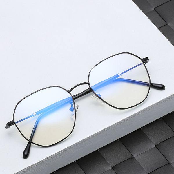 brand designer mobile phone radiation glasses anti-blue goggles computer radiation glasses blue anti-blue goggles protection eyes ladies men, White;black
brand designer mobile phone radiation glasses anti-blue goggles computer radiation glasses blue anti-blue goggles protection eyes ladies men, White;black