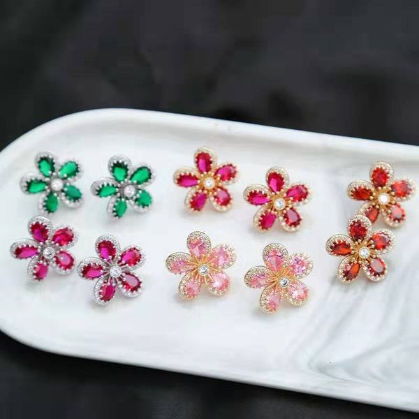 manufacturers korean version of micro-inlaid zircon three-dimensional flower earrings, color series flower earrings, Golden;silver
manufacturers korean version of micro-inlaid zircon three-dimensional flower earrings, color series flower earrings, Golden;silver