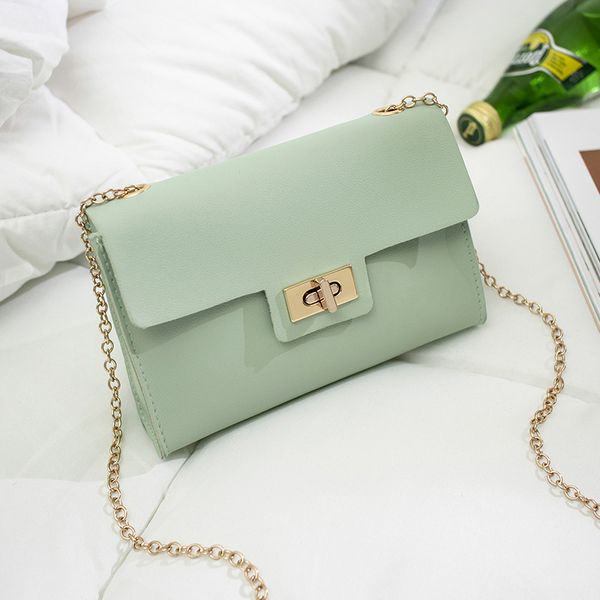men and women the holiday gift bag leather handbags leather shoulder bag satchel bag 2020 new 1706
men and women the holiday gift bag leather handbags leather shoulder bag satchel bag 2020 new 1706
