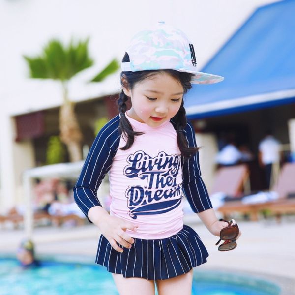 children's printing girl's split multi-layer dress swimsuit dress cute baby skirt swimsuit in small size, White;black
children's printing girl's split multi-layer dress swimsuit dress cute baby skirt swimsuit in small size, White;black