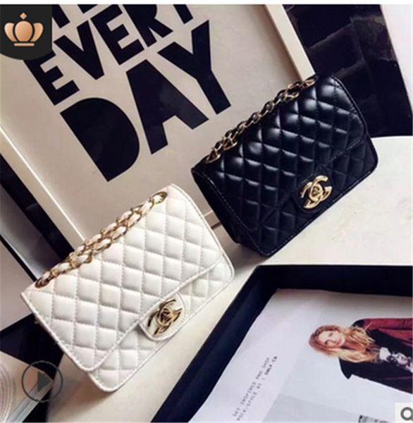 2019 new fa hion mini ingle houlder cro body bag mall fragrant wind lacing chain bag 
2019 new fa hion mini ingle houlder cro body bag mall fragrant wind lacing chain bag