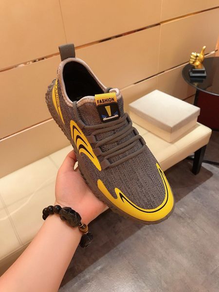 2020 new designer shoes sorrento sneaker knit casual trainers men fabric stretch jersey slip-on sneakers rubber breathable casual shoes h4, Black
2020 new designer shoes sorrento sneaker knit casual trainers men fabric stretch jersey slip-on sneakers rubber breathable casual shoes h4, Black