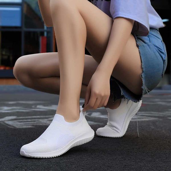women sneakers basket femme 2020 new running shoes outdoor flexible comfort run sport shoes gym sock shoe
women sneakers basket femme 2020 new running shoes outdoor flexible comfort run sport shoes gym sock shoe