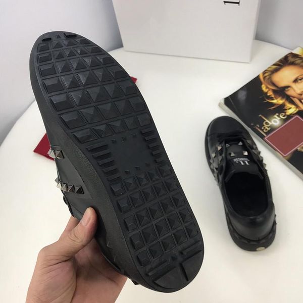 name designer kanye west arena shoes man casual sneaker red fashion designer sneaker black white party shoes yz19012406 l14
name designer kanye west arena shoes man casual sneaker red fashion designer sneaker black white party shoes yz19012406 l14