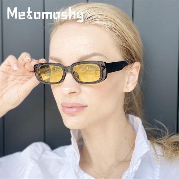 2020 small square sunglasses women yellow pink lens brand glasses ladies tiny square rectangle red sun glasses shades uv400, White;black
2020 small square sunglasses women yellow pink lens brand glasses ladies tiny square rectangle red sun glasses shades uv400, White;black