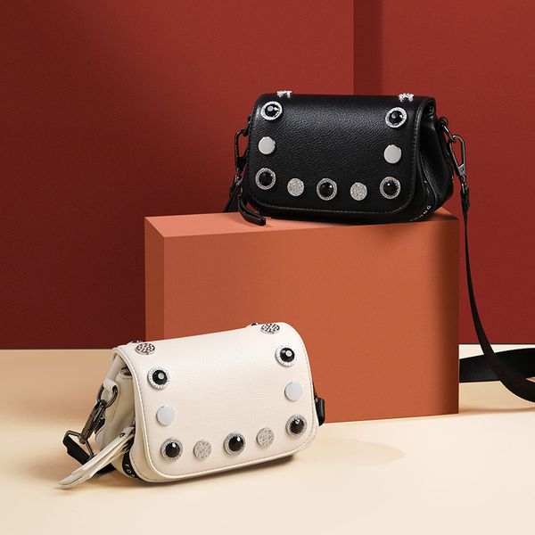 2019 autumn and winter fashion simple ins small square bag wild fashion diamond studded crossbody wide shoulder strap pu handbag
2019 autumn and winter fashion simple ins small square bag wild fashion diamond studded crossbody wide shoulder strap pu handbag