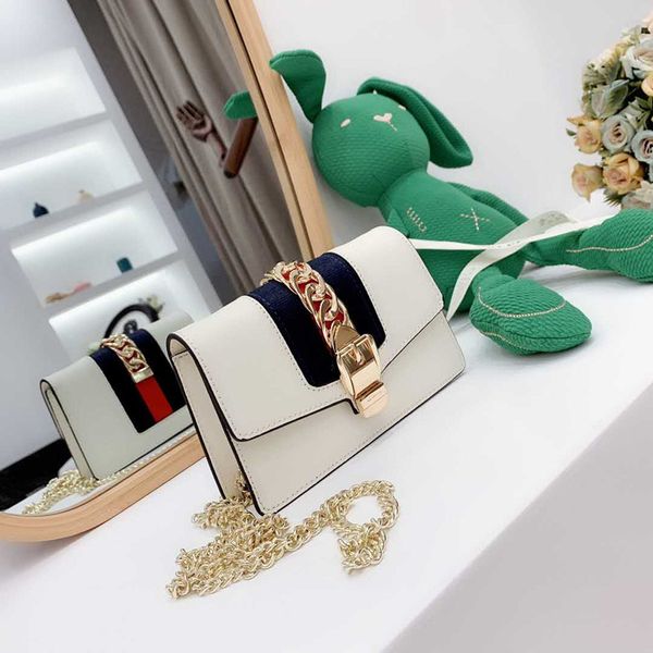 2020 бѬенд мод Ѭоко дизайнеѬ ђмки женкие одно плео меок мод дам меок еп
2020 бѬенд мод Ѭоко дизайнеѬ ђмки женкие одно плео меок мод дам меок еп