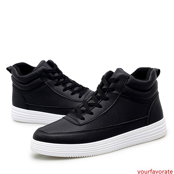 2020 black and white style causal shoe man white red wrinkled low cut sneaker fashion arena designer shoes drop shipping size 39-44
2020 black and white style causal shoe man white red wrinkled low cut sneaker fashion arena designer shoes drop shipping size 39-44