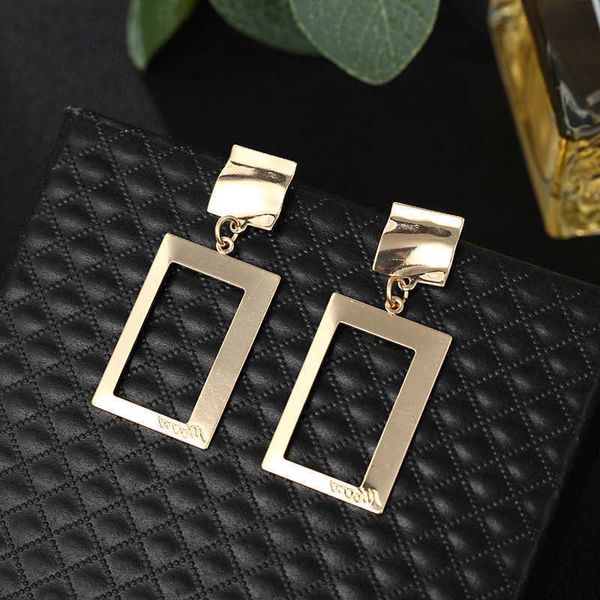 selling geometric earrings hollow square drop earrings for women girl summer golden silver color fashion jewelry
selling geometric earrings hollow square drop earrings for women girl summer golden silver color fashion jewelry