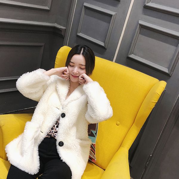 2020 winter jacket women real fur coat sheep shearling 100% wool jacket korean overcoat abrigo mujer invierno yy418 kj2511, Black
2020 winter jacket women real fur coat sheep shearling 100% wool jacket korean overcoat abrigo mujer invierno yy418 kj2511, Black