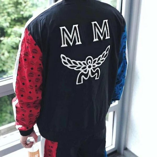 18aw pma-mc joint color baseball uniform retro street fashion long sleeve jacket casual men and women couple jacket hfssjk031, Black;brown
18aw pma-mc joint color baseball uniform retro street fashion long sleeve jacket casual men and women couple jacket hfssjk031, Black;brown