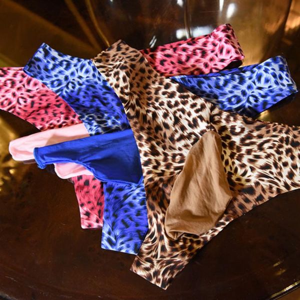 leopard стринги мужчины печать bulge мешок sexy низкой талией стринги упругие бесшовное белье геев экзотический трусы tanga hombre, Black;brown
leopard стринги мужчины печать bulge мешок sexy низкой талией стринги упругие бесшовное белье геев экзотический трусы tanga hombre, Black;brown
