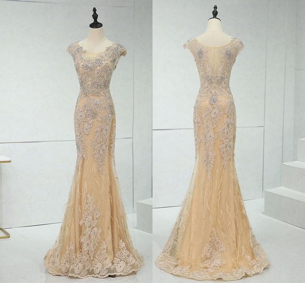 2019 new elegant long mother of the bridal dresses scoop neck mermaid formal dresses for wedding gown custom made plus size, Black;red
2019 new elegant long mother of the bridal dresses scoop neck mermaid formal dresses for wedding gown custom made plus size, Black;red