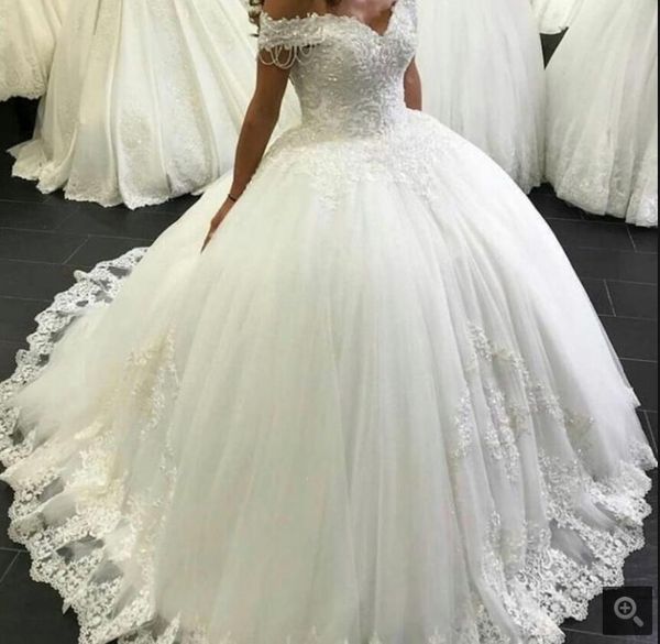 2020 new ball gowns lace princess wedding dresses off shoulder appliques country style bridal gowns elegant bride dress vestidoe de noiva, White
2020 new ball gowns lace princess wedding dresses off shoulder appliques country style bridal gowns elegant bride dress vestidoe de noiva, White