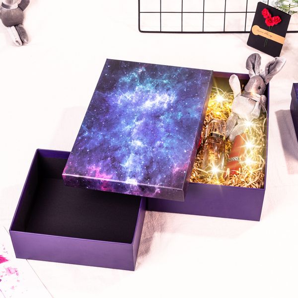 13.7 * 9.7 * 4.5inch new spot starry gift box christmas valentine makeup box color printing box factory direct sales
13.7 * 9.7 * 4.5inch new spot starry gift box christmas valentine makeup box color printing box factory direct sales