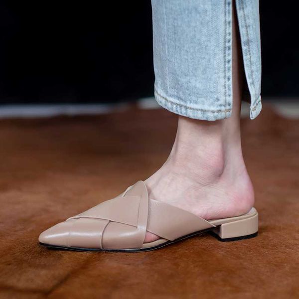 women summer flat slipper soft sole summer beach outdoor mules fashion elegant women shoes, Black
women summer flat slipper soft sole summer beach outdoor mules fashion elegant women shoes, Black