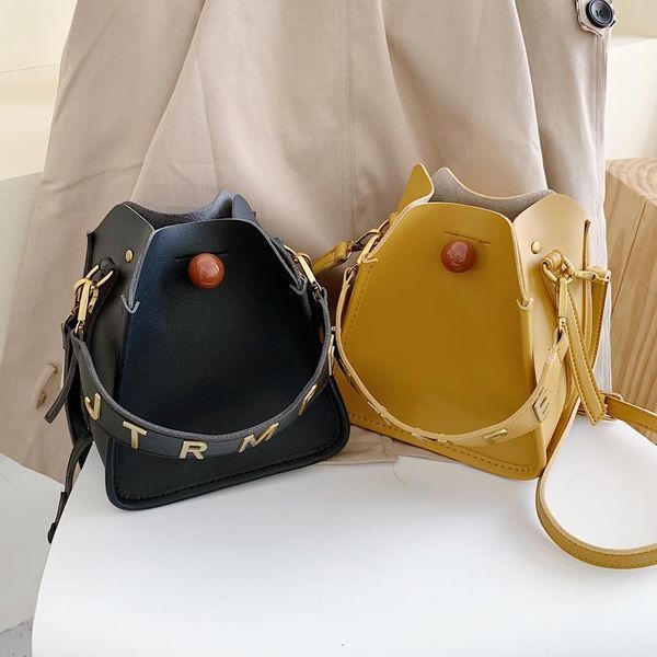 french niche bag female 2020 new korean version of the wild messenger bag western style shoulder fashion portable bucket bag
french niche bag female 2020 new korean version of the wild messenger bag western style shoulder fashion portable bucket bag