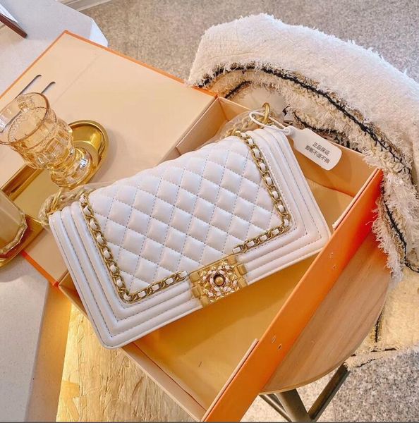 high-quality 2020 new ladies' small fragrant style shoulderbag wild and exquisite ladies clutch bag ladies clutch bag clutch bag
high-quality 2020 new ladies' small fragrant style shoulderbag wild and exquisite ladies clutch bag ladies clutch bag clutch bag
