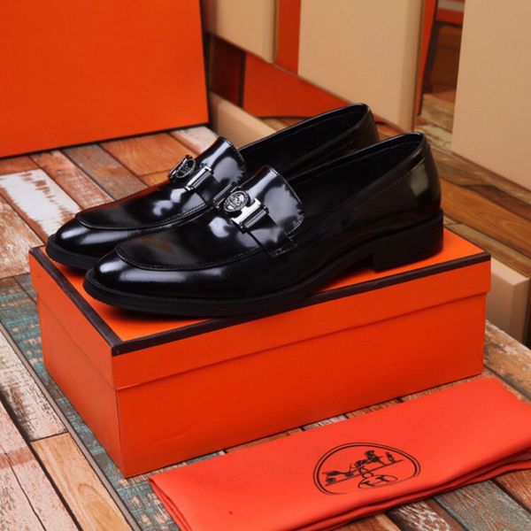 fashionable shoes red bottom leather belt casual shoes couple high european station factory outlet ing, Red;white
fashionable shoes red bottom leather belt casual shoes couple high european station factory outlet ing, Red;white