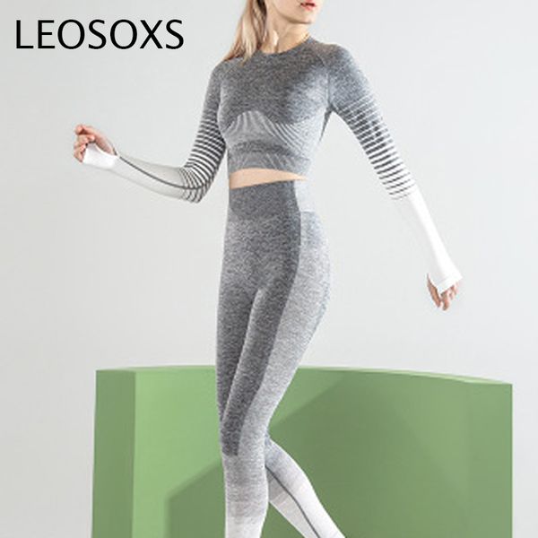 yoga outfits women set seamless shirts+fitness leggings 2 piece sports bra running pants gym clothing fitness workout suit female, White;red
yoga outfits women set seamless shirts+fitness leggings 2 piece sports bra running pants gym clothing fitness workout suit female, White;red