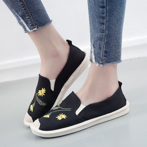 women embroidered flat shoes ladies fisherman embroidery shoe spring summer lightweight breathable soft lazy loafers espadrilles, Black
women embroidered flat shoes ladies fisherman embroidery shoe spring summer lightweight breathable soft lazy loafers espadrilles, Black