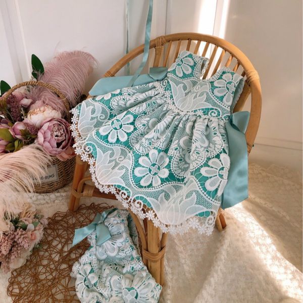 2020summer new spanish custom sweet lace cotton quality cute vest baptism wedding dress bow green color kids dresses for girls, Red;yellow
2020summer new spanish custom sweet lace cotton quality cute vest baptism wedding dress bow green color kids dresses for girls, Red;yellow