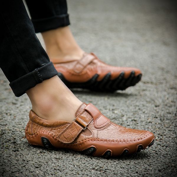fashion men's casual shoes 2019 new classic men leather shoes moccasins flats loafers trend peas buckle loafers hc-261, Black
fashion men's casual shoes 2019 new classic men leather shoes moccasins flats loafers trend peas buckle loafers hc-261, Black