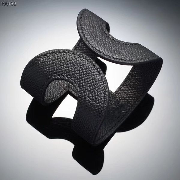 selling jewelry wholesale leather bracelet fashion h bracelet color real leather men and women's bangle, Black
selling jewelry wholesale leather bracelet fashion h bracelet color real leather men and women's bangle, Black