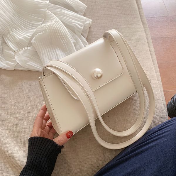 french original design elegant handbag & fashion casual underarm bag pearl buckle width 25cm height 13cm thickness 9cm
french original design elegant handbag & fashion casual underarm bag pearl buckle width 25cm height 13cm thickness 9cm