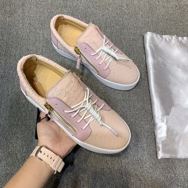 alexander oblique designer sneakers lace-up platform shoe black white women men sneaker printing technical casual shoes, Red;white
alexander oblique designer sneakers lace-up platform shoe black white women men sneaker printing technical casual shoes, Red;white