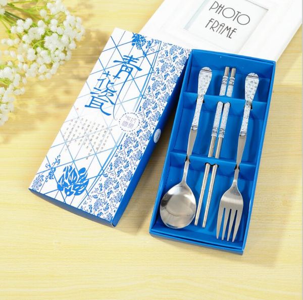 new stainless steel cutlery set of three spoons set of blue and white porcelain chopsticks fork gift box set of small gifts -z044
new stainless steel cutlery set of three spoons set of blue and white porcelain chopsticks fork gift box set of small gifts -z044