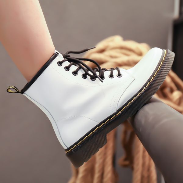 2018 real leather boots female new style woman couple british style restoring ancient ways ankle boots snow 5, Black
2018 real leather boots female new style woman couple british style restoring ancient ways ankle boots snow 5, Black