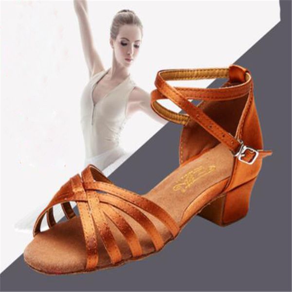 wholesale children's dance shoes girl's latin dance slides women's professional dancing shoes kids low heel 3.5cm size 25-41
wholesale children's dance shoes girl's latin dance slides women's professional dancing shoes kids low heel 3.5cm size 25-41