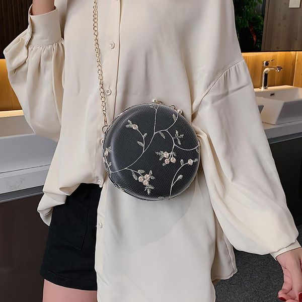 vintage flower pattern women bag wild leather chain pearl messenger bag fashion shoulder small round torebki damskie
vintage flower pattern women bag wild leather chain pearl messenger bag fashion shoulder small round torebki damskie