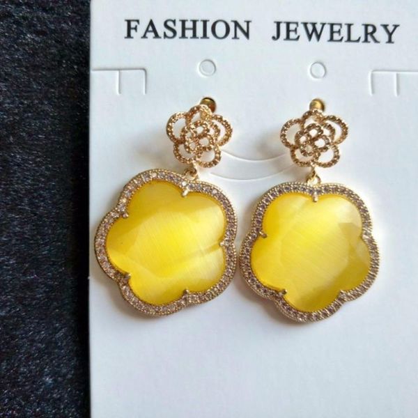 onyx flower shaped lucky drop earrings with stone paved fancy earings for women gift, Silver
onyx flower shaped lucky drop earrings with stone paved fancy earings for women gift, Silver