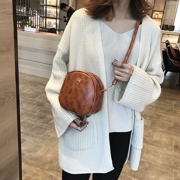 new women bag imperial crown women messenger bag small shell shape crossbody pu leather fashion designer handbag
new women bag imperial crown women messenger bag small shell shape crossbody pu leather fashion designer handbag